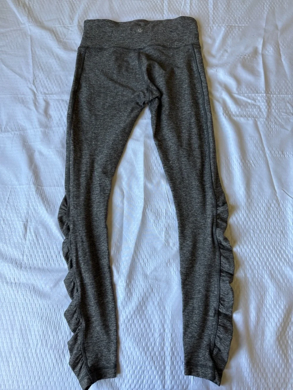 lululemon athletica Heather Gray Ruffle Waistband Leggings
